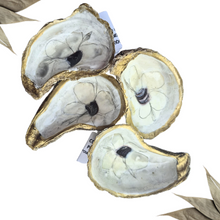 Charger l'image dans la galerie, PORTE BIJOUX upcyclé en coquille d'huître - Upcycled Oyster Shel Jewelry holder