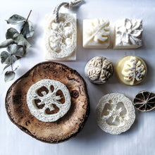 Charger l'image dans la galerie, COFFRET LUFFA - BEAUTÉ ÉCOLO - Calypso Éco-savonnerie