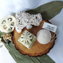 Charger l'image dans la galerie, DUO NETTOYANT VISAGE SOLIDE ET ÉPONGE KONJAC